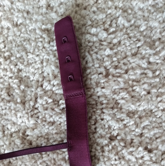 Sale!! Parade Perfect Lace Purple Plunge Bralette - Picture 7 of 8